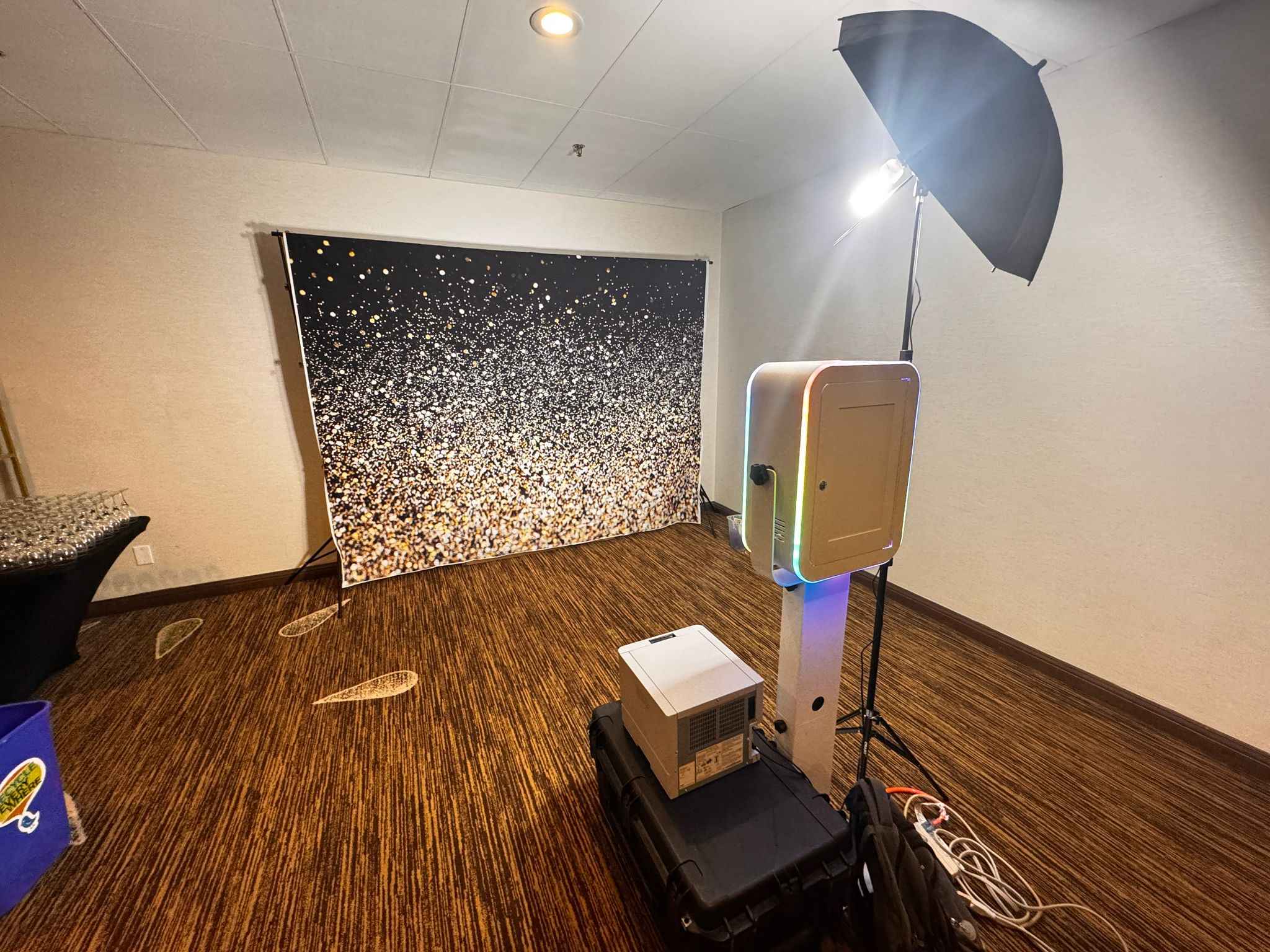 DSLR photo booth with instant social media sharing Winnipeg